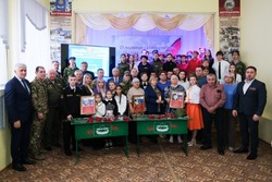 В астраханской школе увековечили память погибших в зоне СВО выпускников