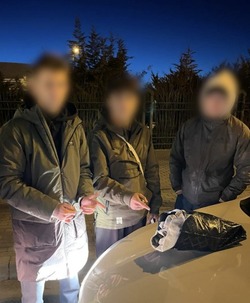 Астраханских закладчиков мефедрона ждёт суд