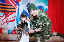 Автоволонтёры СВО провели урок мужества в астраханском центре «Юность»