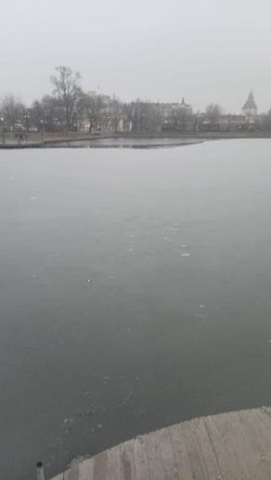 Астраханцам напоминают об опасности тонкого льда