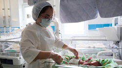 Астраханские акушерки отмечают профессиональный праздник