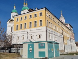 В Архиерейских палатах Астраханского кремля улучшили электроснабжение