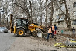 В Астрахани приступили к весенним дорожным работам
