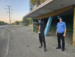 В Астраханской области нелегал сбежал с поезда