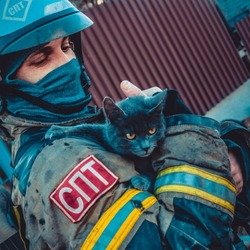На пожаре в Трусовском районе спасли кота