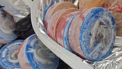 В Астрахани у московского водителя конфисковали чёрную икру