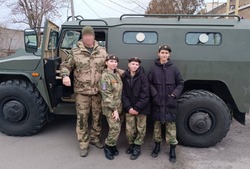 Росгвардейцы провели экскурсию для юных астраханцев