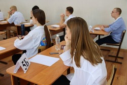 В Астраханской области 144 школьника пишут итоговое сочинение в дополнительный срок