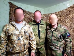 Астраханский депутат встретился с коллегами-парламентариями в боевых условиях