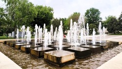 Этой осенью фонтаны в Астрахани проработают дольше обычного