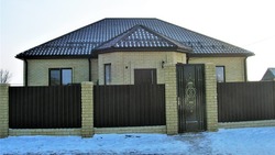 Сельчане Астраханской области с помощью господдержки получили новое жильё