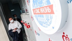 Астраханские парламентарии вновь стали донорами