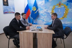 Ректор Астраханского госуниверситета встретился с выпускниками ВУЦ