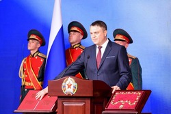 Астраханский губернатор поздравил Леонида Пасечника с победой на выборах главы ЛНР