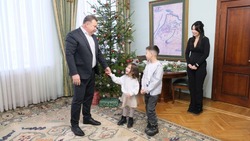 Мэр Астрахани Игорь Редькин принял участие в акции «Ёлка желаний»