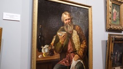 В Астрахани открылась выставка «От Васнецовых до Кустодиева»