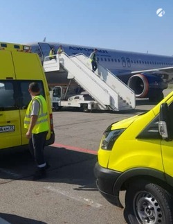 В Астрахани экстренно приземлился пассажирский самолёт