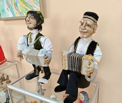 Астраханцы могут посетить выставку кукол
