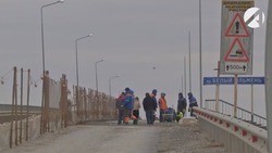 Двустороннее движение на мосту через ерик Белый Ильмень планируют открыть в мае
