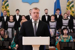 Игорь Бабушкин поздравил астраханцев с Днём Конституции