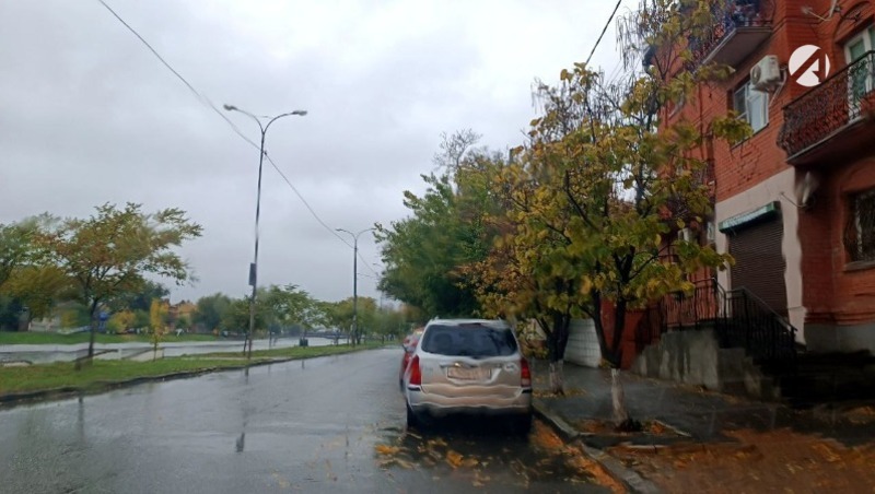 Погода в астрахани в мае 2024. Дождливая Астрахань. Фото дождливого октября. Ураган в Астрахани 2023. Второй Юго Восток Астрахань.