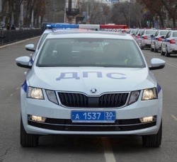 Полиция прокомментировала инцидент с инспектором ДПС и маршруткой в Астрахани