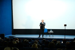 Дмитрий Харатьян провёл лекцию в Астрахани