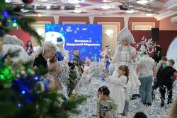 Женское движение организовало в Астрахани праздник для детей участников СВО 